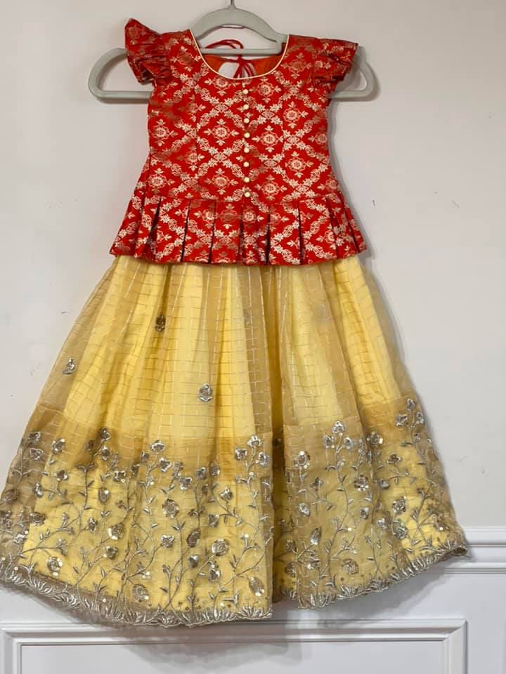 Girls Silk Lehengas Pattu Langas Pattu Pavadais By Sreenavitas 